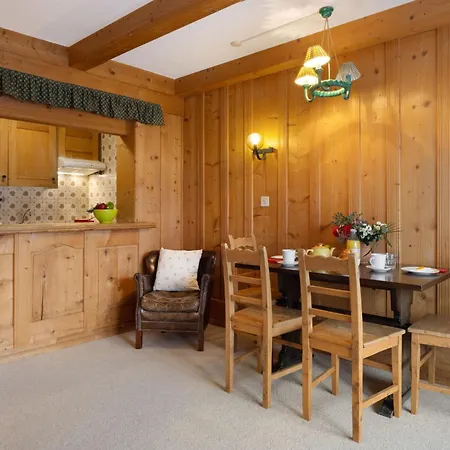 Square Poste 341 Apartment